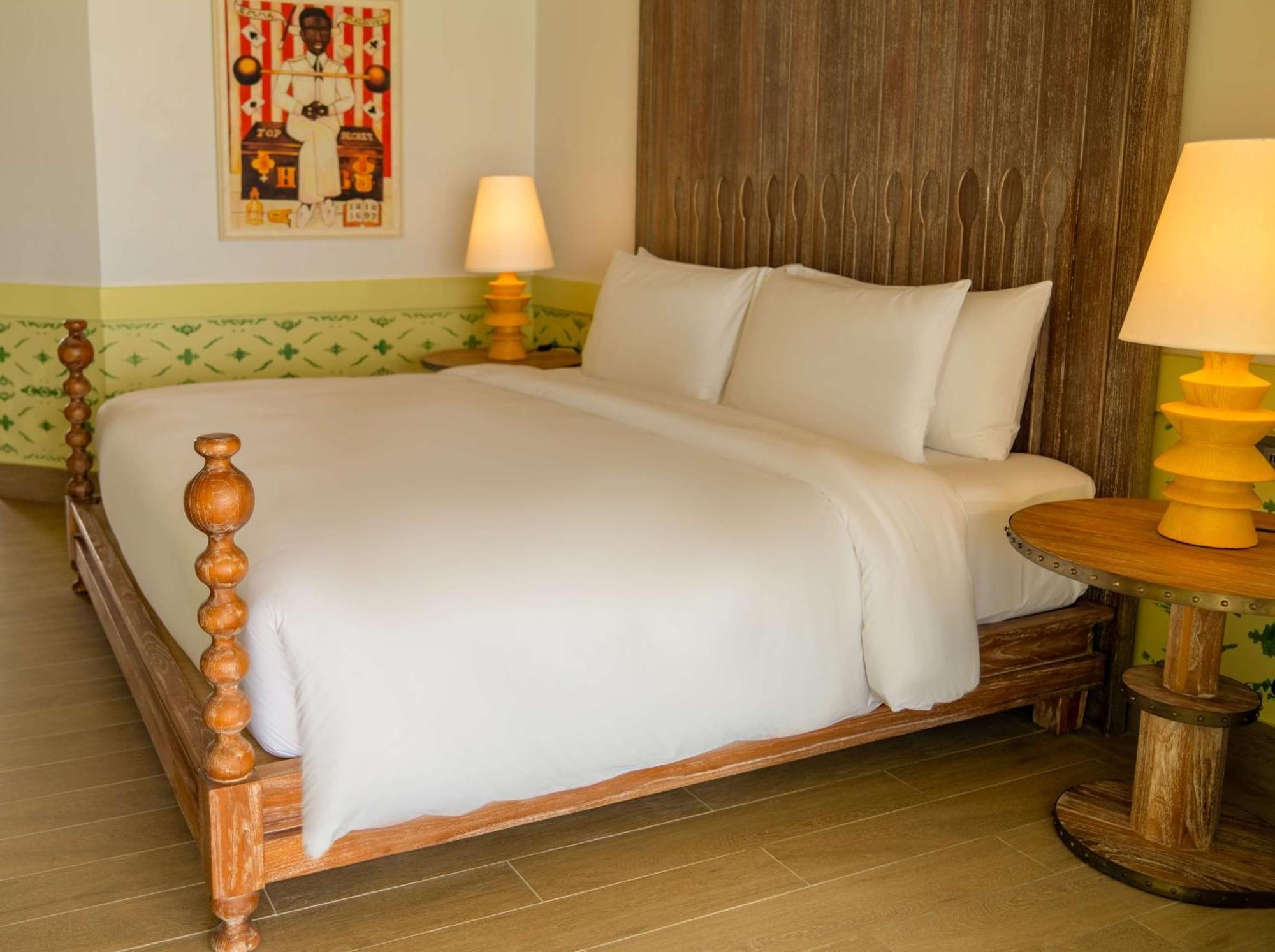 Saii Lagoon Maldives, Curio Collection By Hilton 5*
