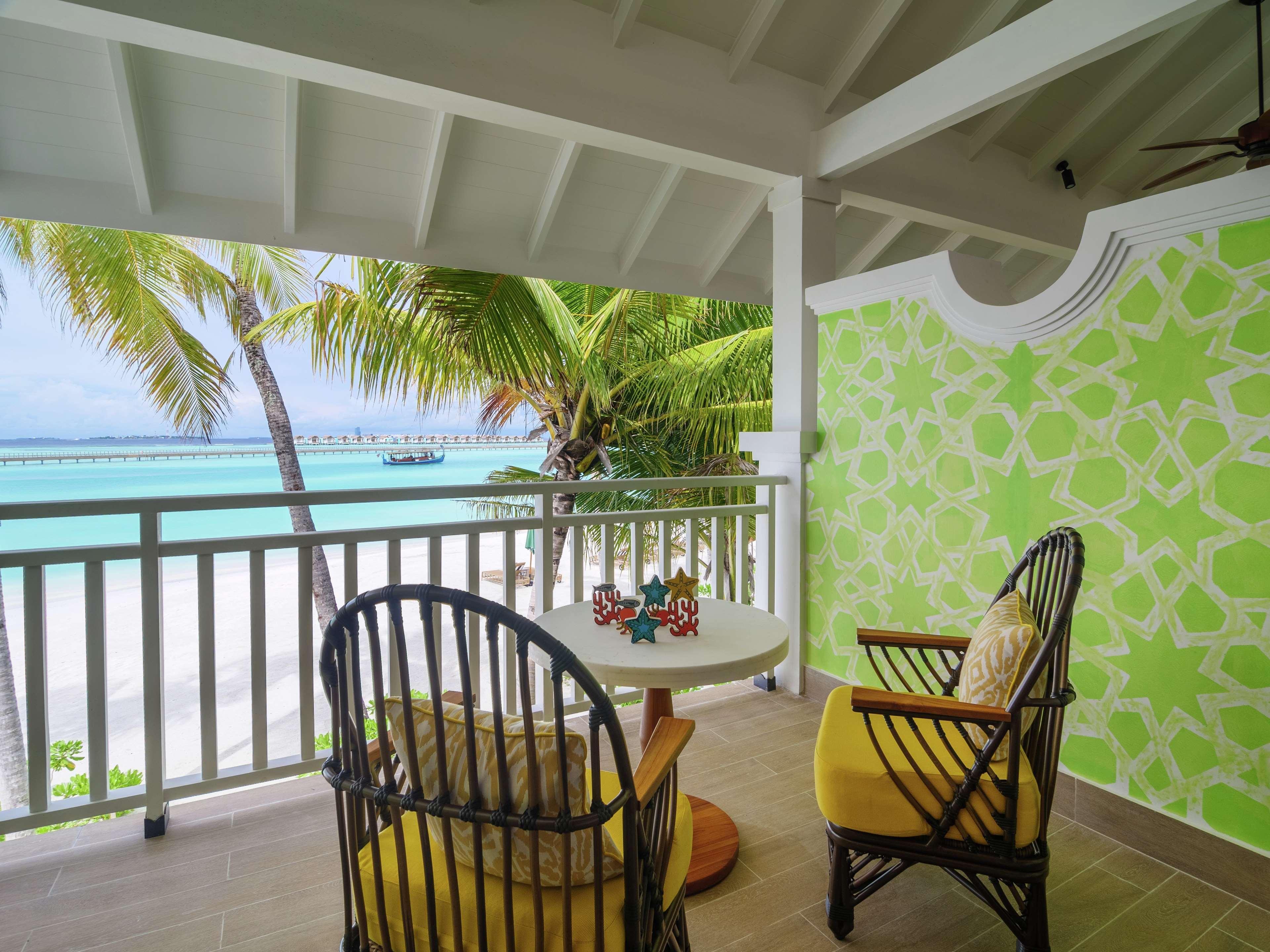 Saii Lagoon Maldives, Curio Collection By Hilton 5* Emboodhoo