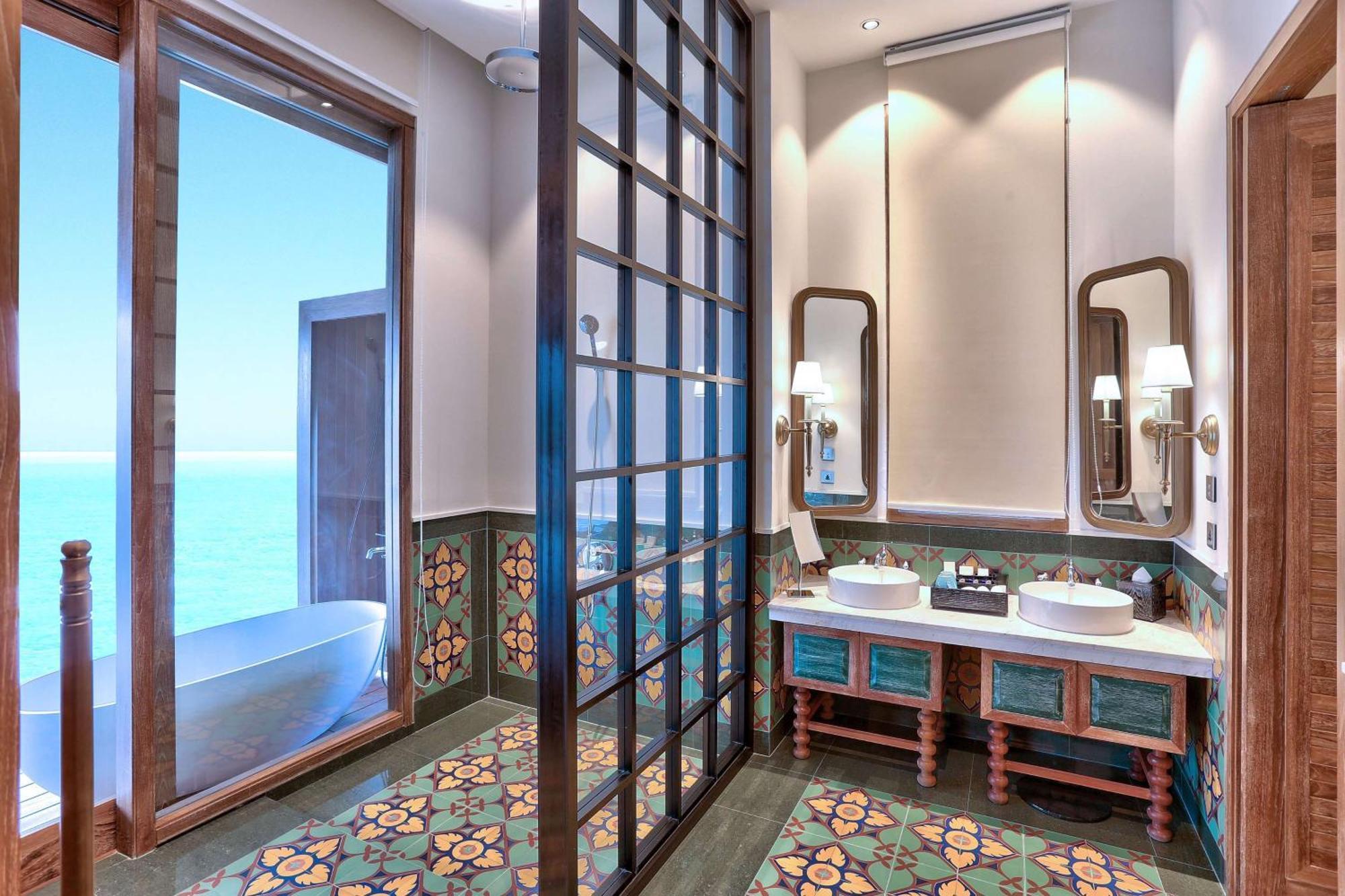 Saii Lagoon Maldives, Curio Collection By Hilton Complex