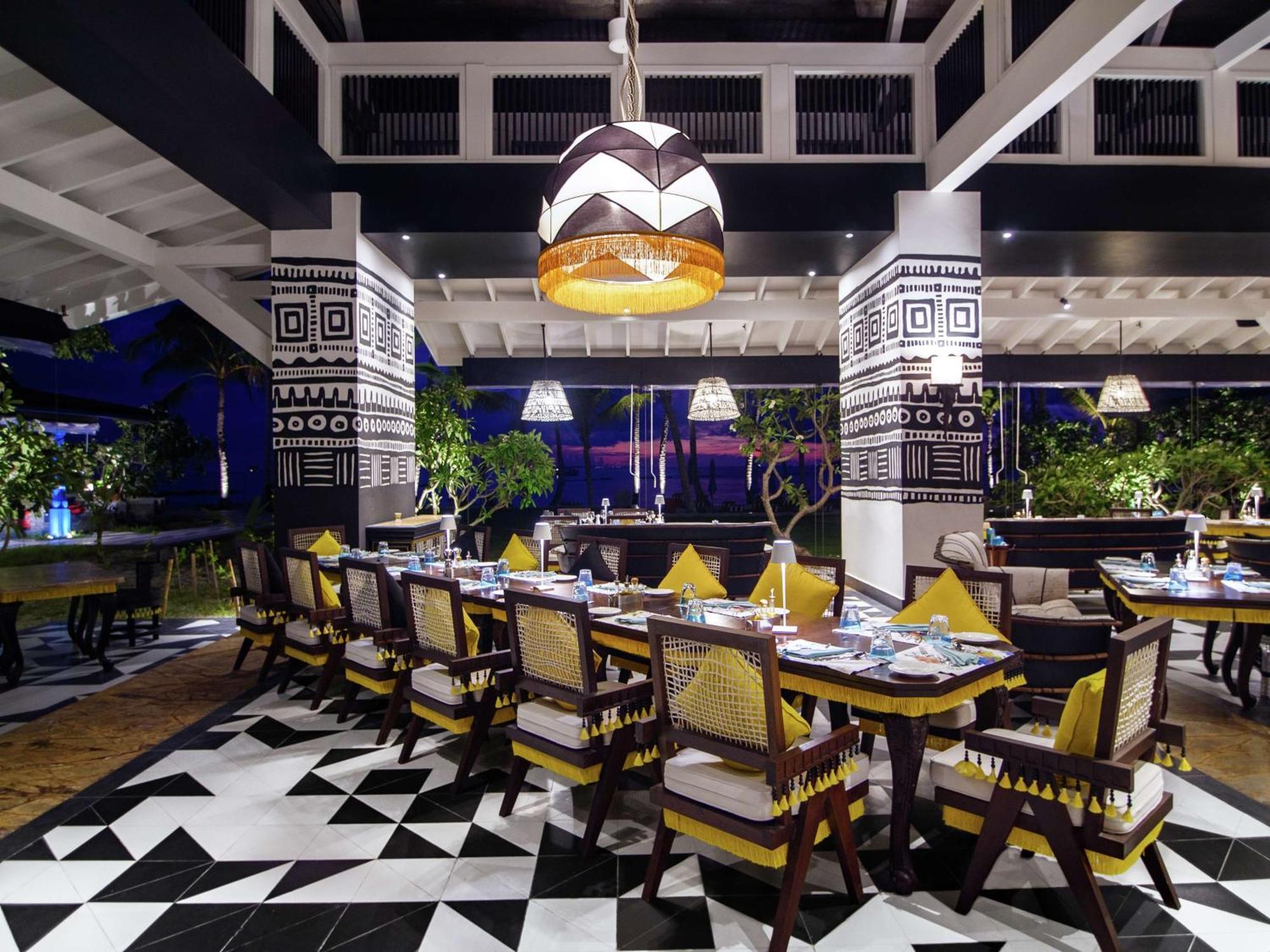 Saii Lagoon Maldives, Curio Collection By Hilton 5*